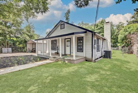 516 Dunnam Avenue Cleveland TX 77327