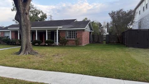5147 Jackwood Street Houston TX 77096