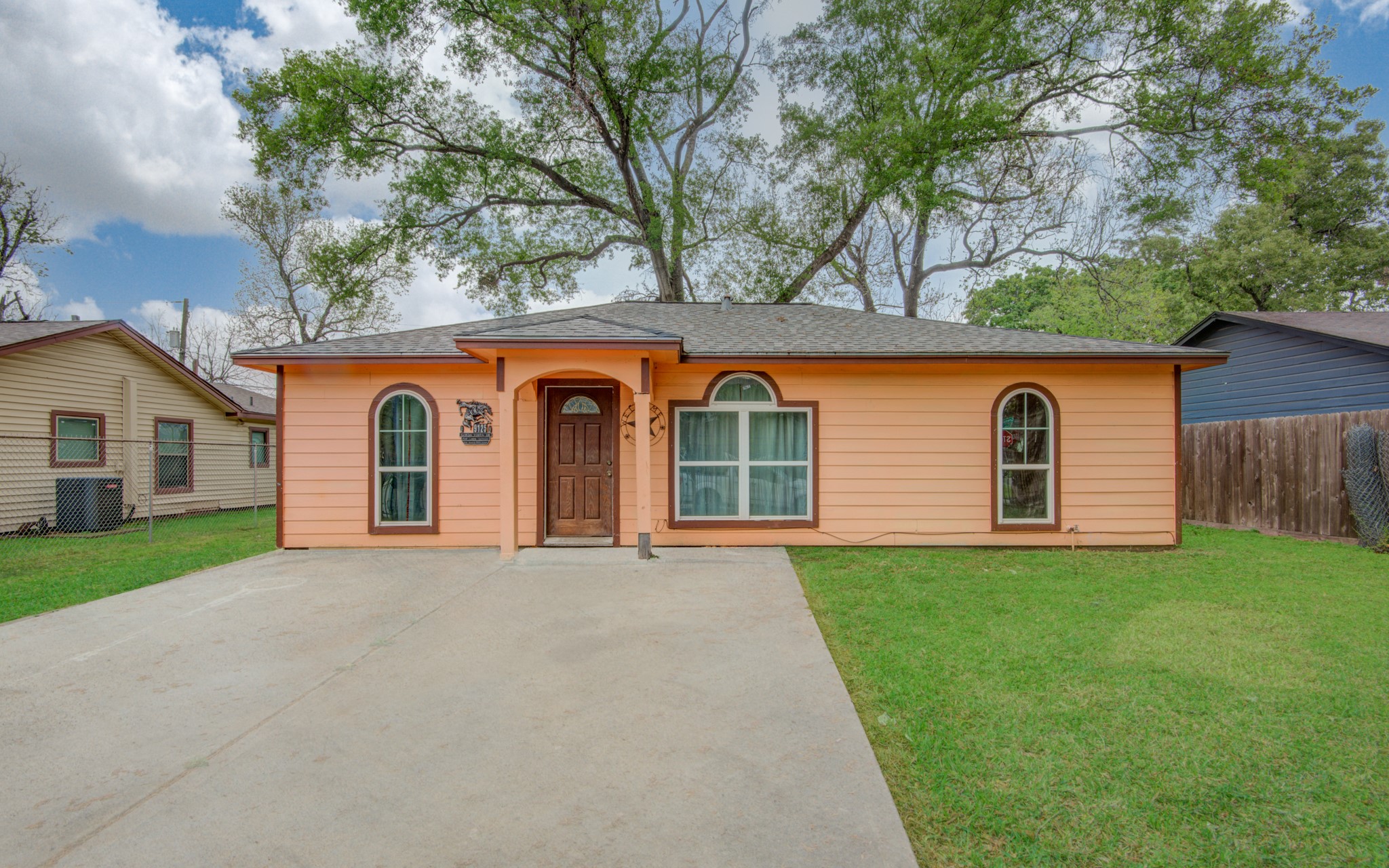 9125 Linda Vista Road Houston TX 77078