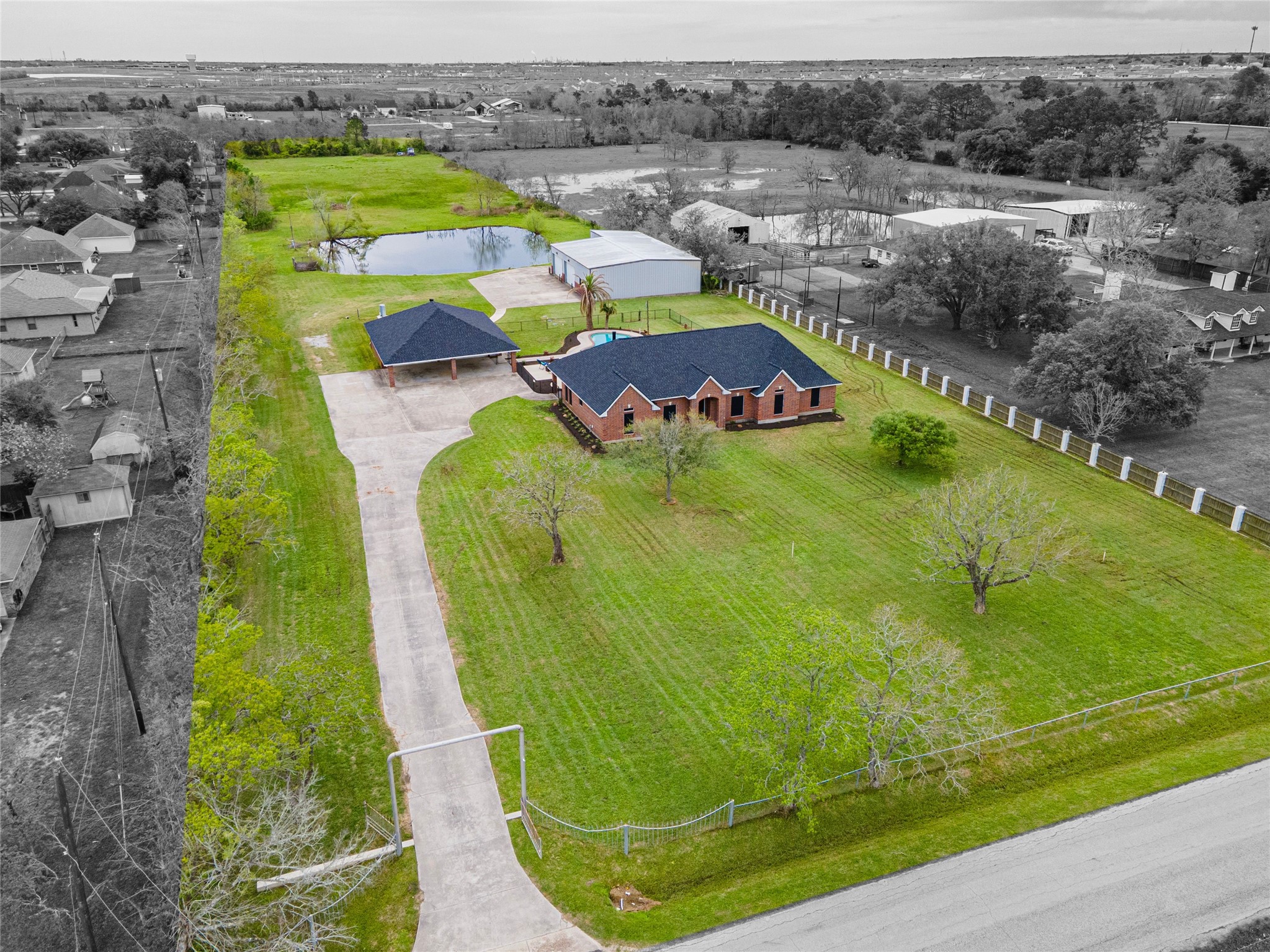 1801 1/2 Avenue L Santa Fe TX 77510