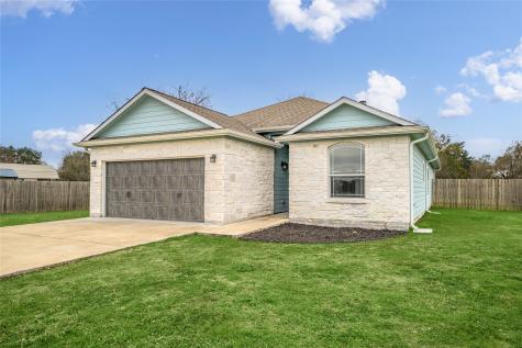 170 Northpointe Avenue La Grange TX 78945