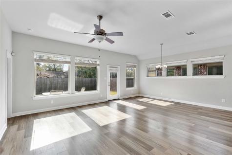 455 Beach Rose Crossing Crosby TX 77532