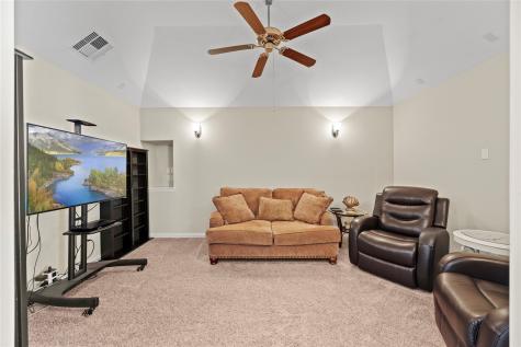 16127 Fairway Creek Circle Crosby TX 77532
