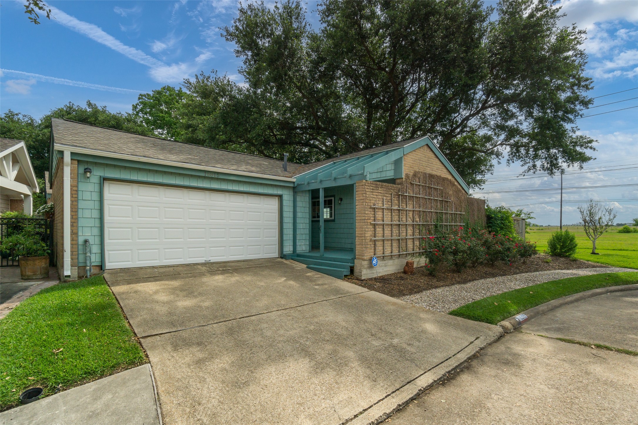 16815 Pinemoor Way Houston TX 77058