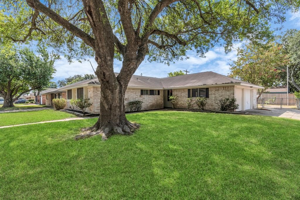 1117 E Dartmouth Lane Deer Park TX 77536