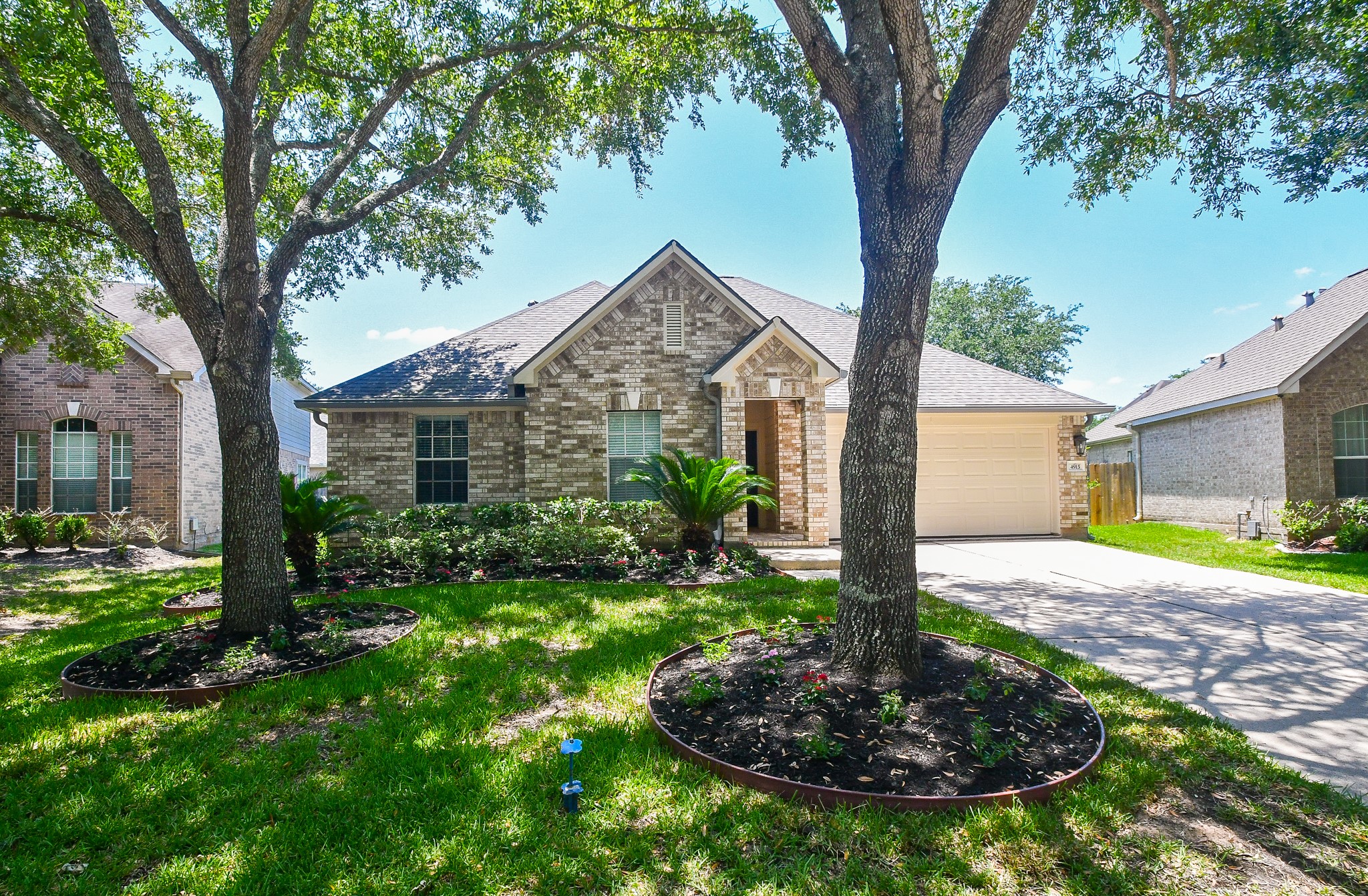 4915 Falls Circle Missouri City TX 77459