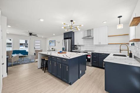 5827 Avenue R Galveston TX 77551