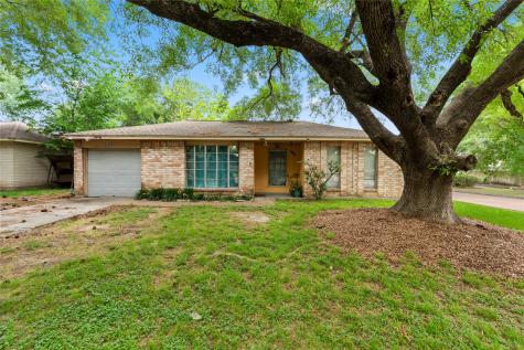 4955 E Ridge Creek Drive Houston TX 77053