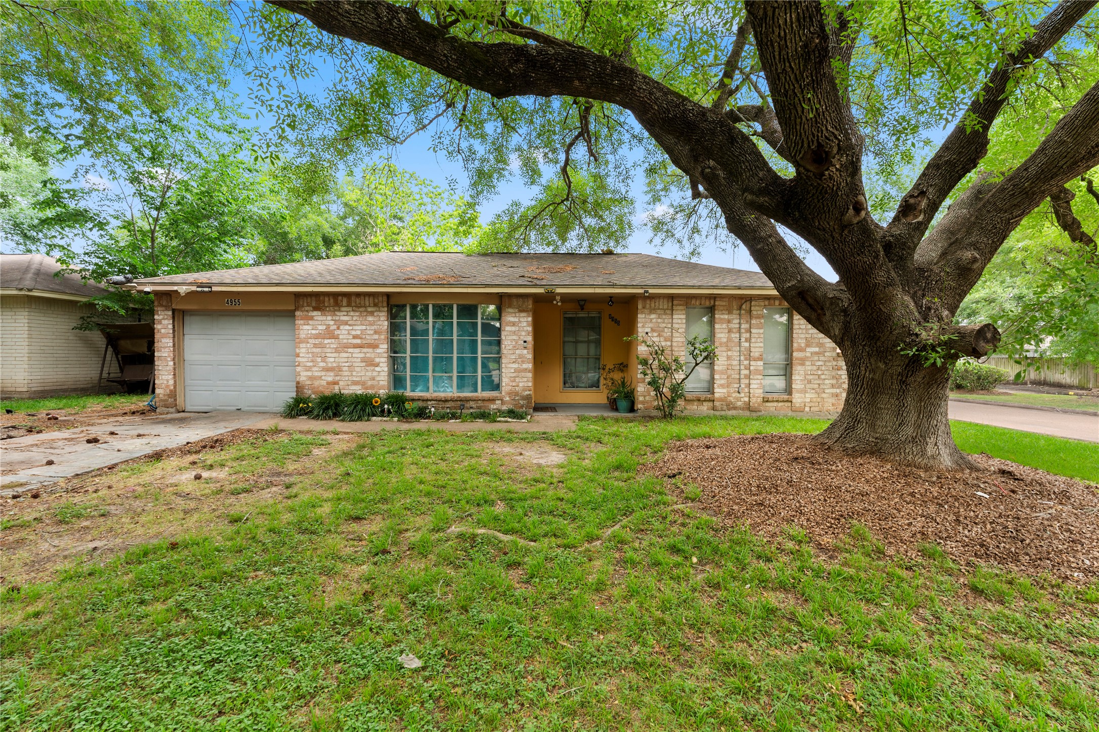 4955 E Ridge Creek Drive Houston TX 77053
