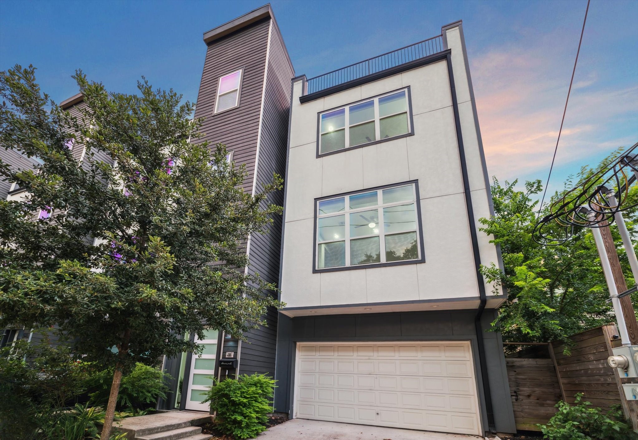 5007 Chenevert Street Houston TX 77004