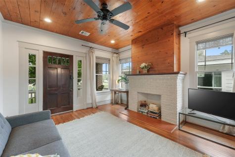 4524 Avenue O 1/2 Galveston TX 77551