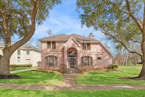 4207 Woodlake Lane Missouri City TX 77459