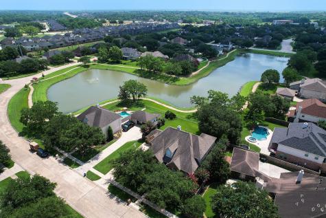 2904 Palmer Drive Friendswood TX 77546
