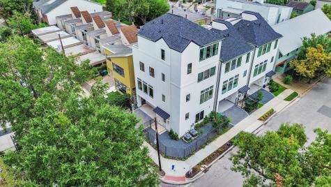 2303 Yupon Street Houston TX 77006