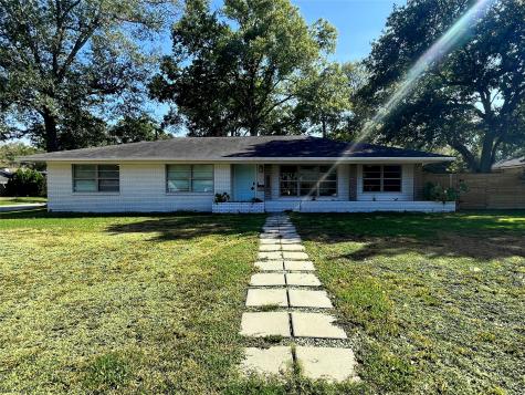 4615 Ebonwood Lane Beaumont TX 77706
