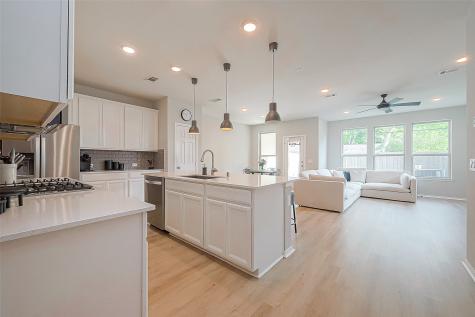 10929 Cannes Memorial Drive Houston TX 77043