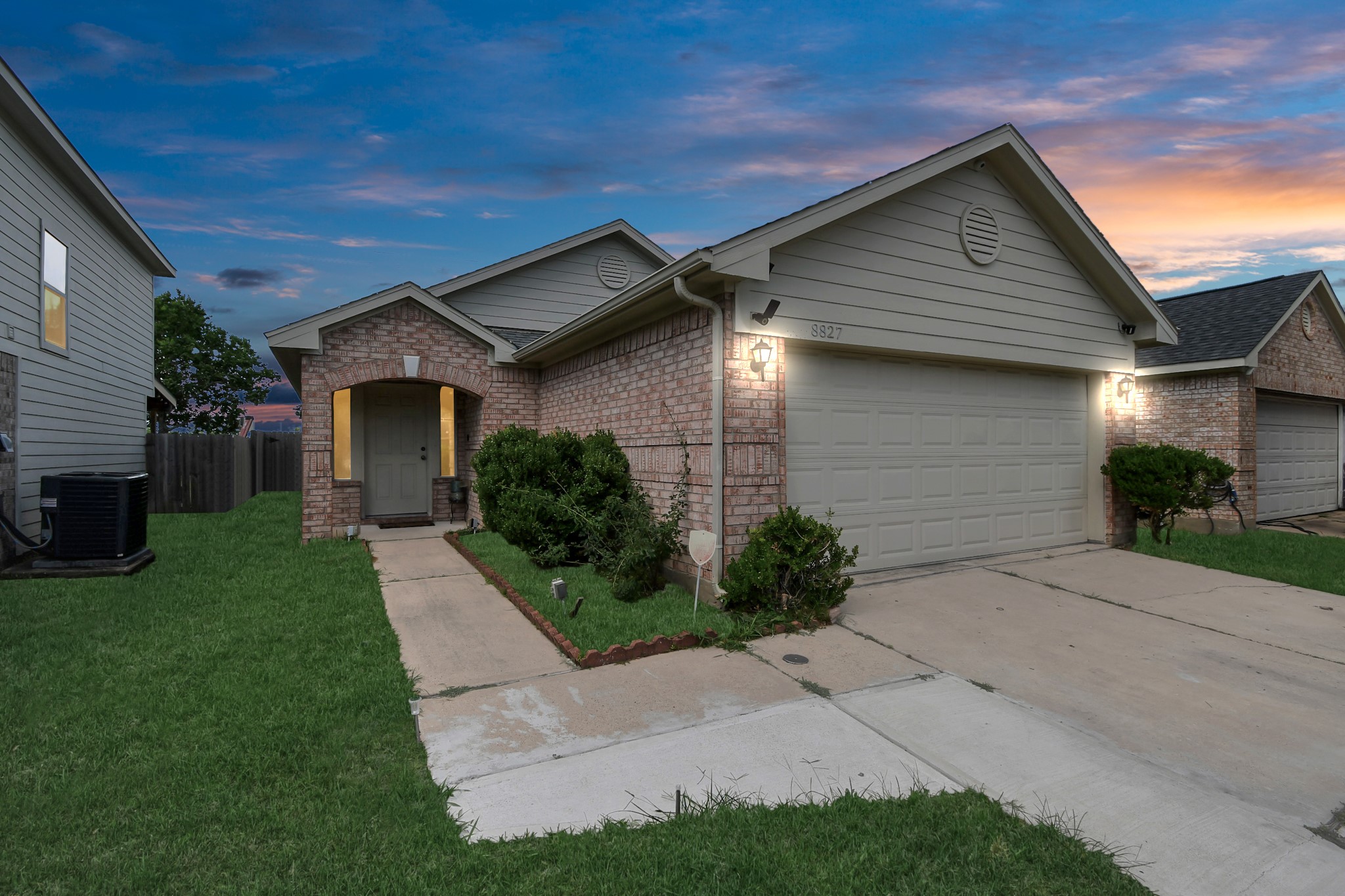 8827 Doak Lane Houston TX 77075