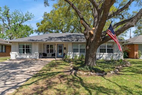 2306 Chantilly Lane Houston TX 77018