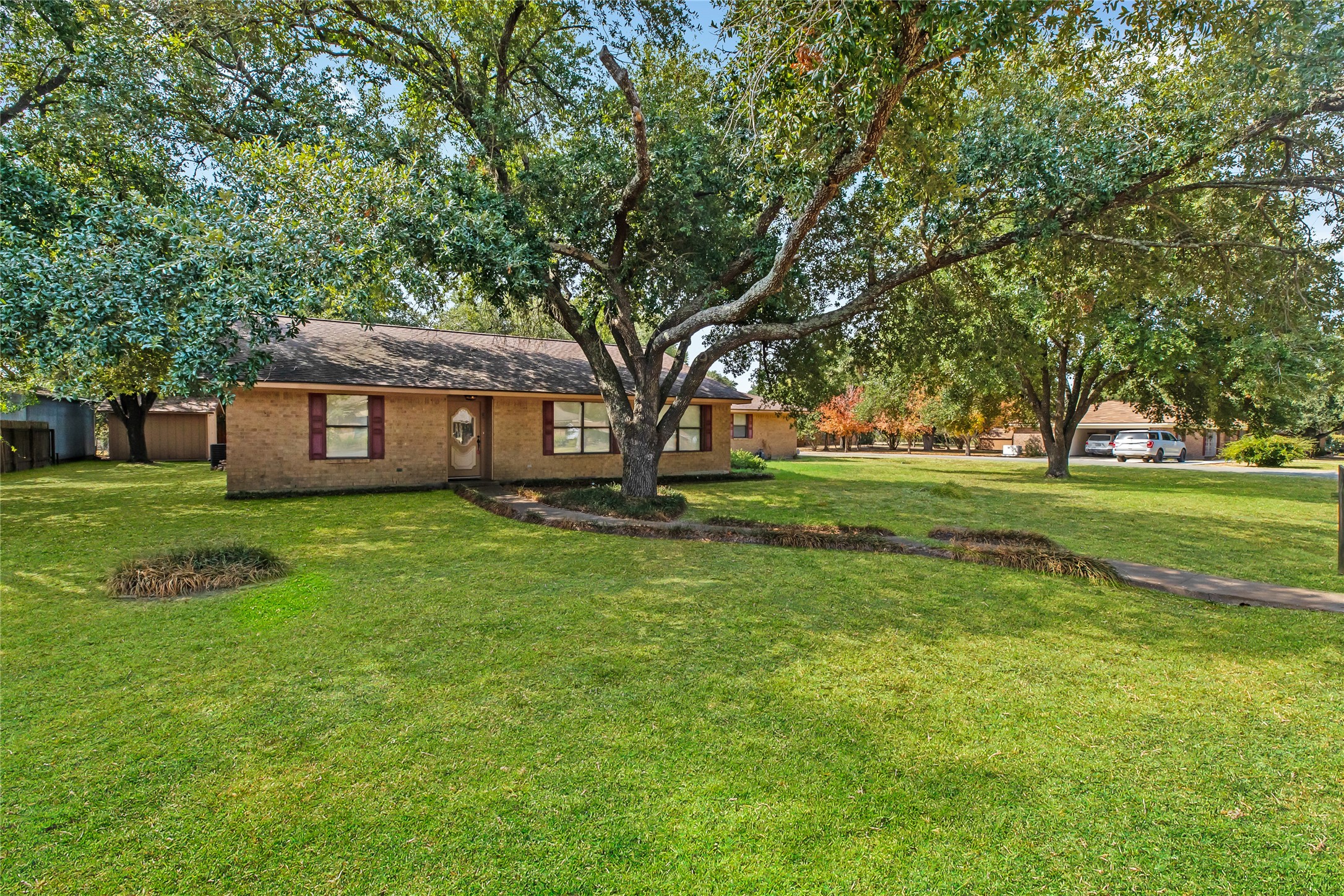 1200 Anchor Street Madisonville TX 77864