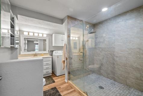 201 Huisache Street Lake Jackson TX 77566