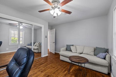 201 Huisache Street Lake Jackson TX 77566