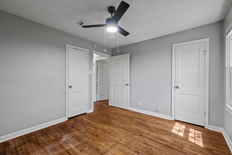 201 Huisache Street Lake Jackson TX 77566