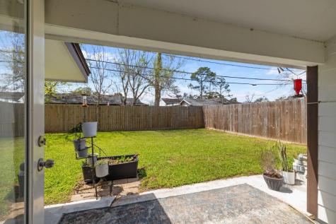 201 Huisache Street Lake Jackson TX 77566