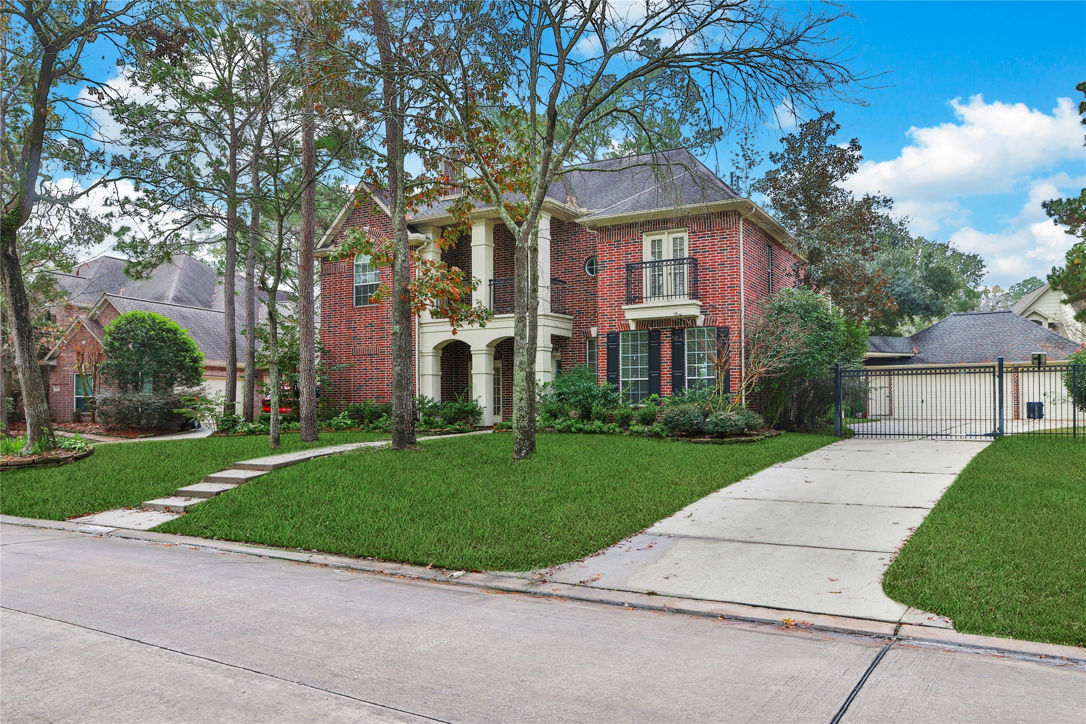 6111 Hidden Lakes Drive Kingwood TX 77345