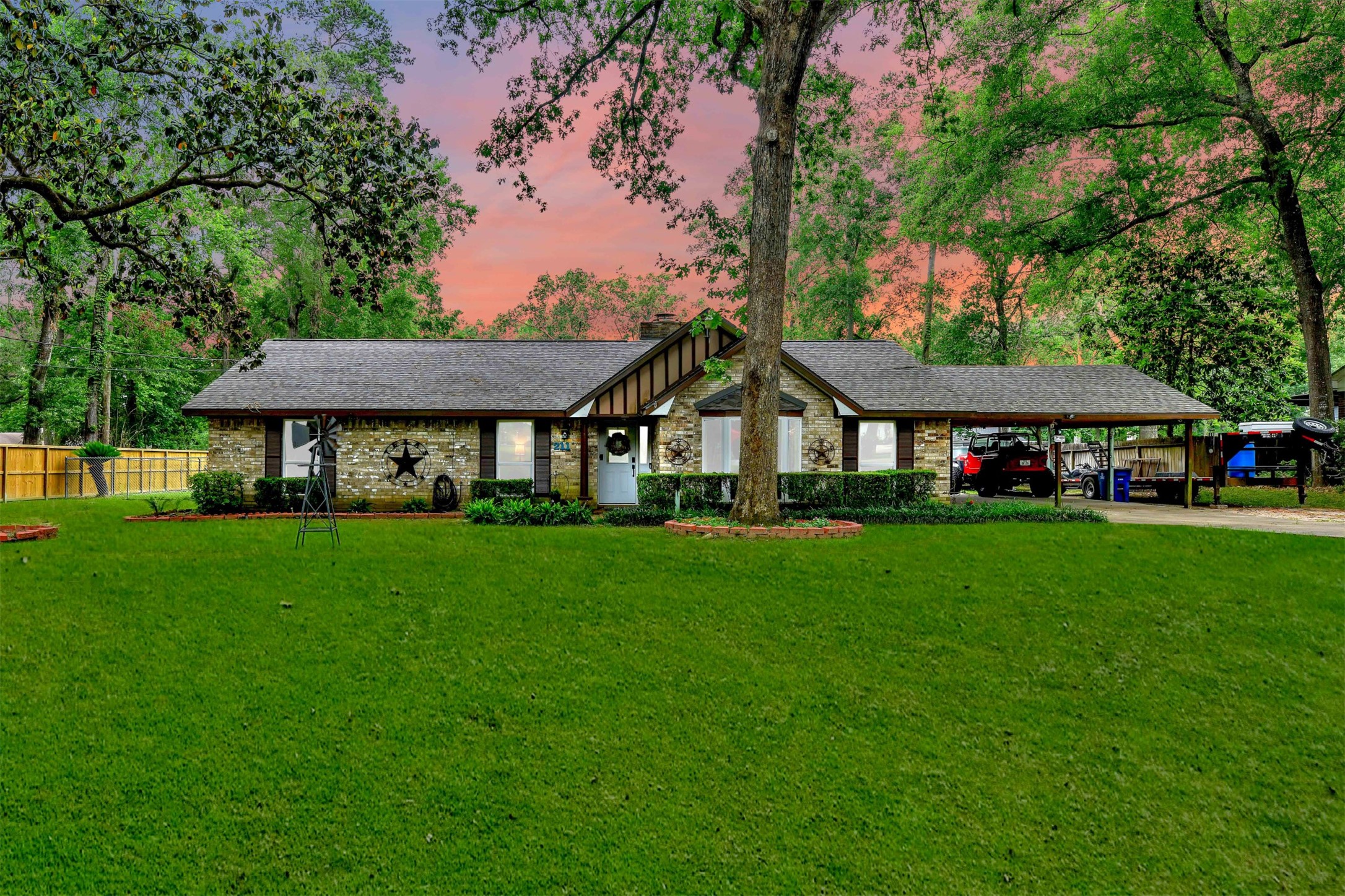 211 Holly Lane New Caney TX 77357