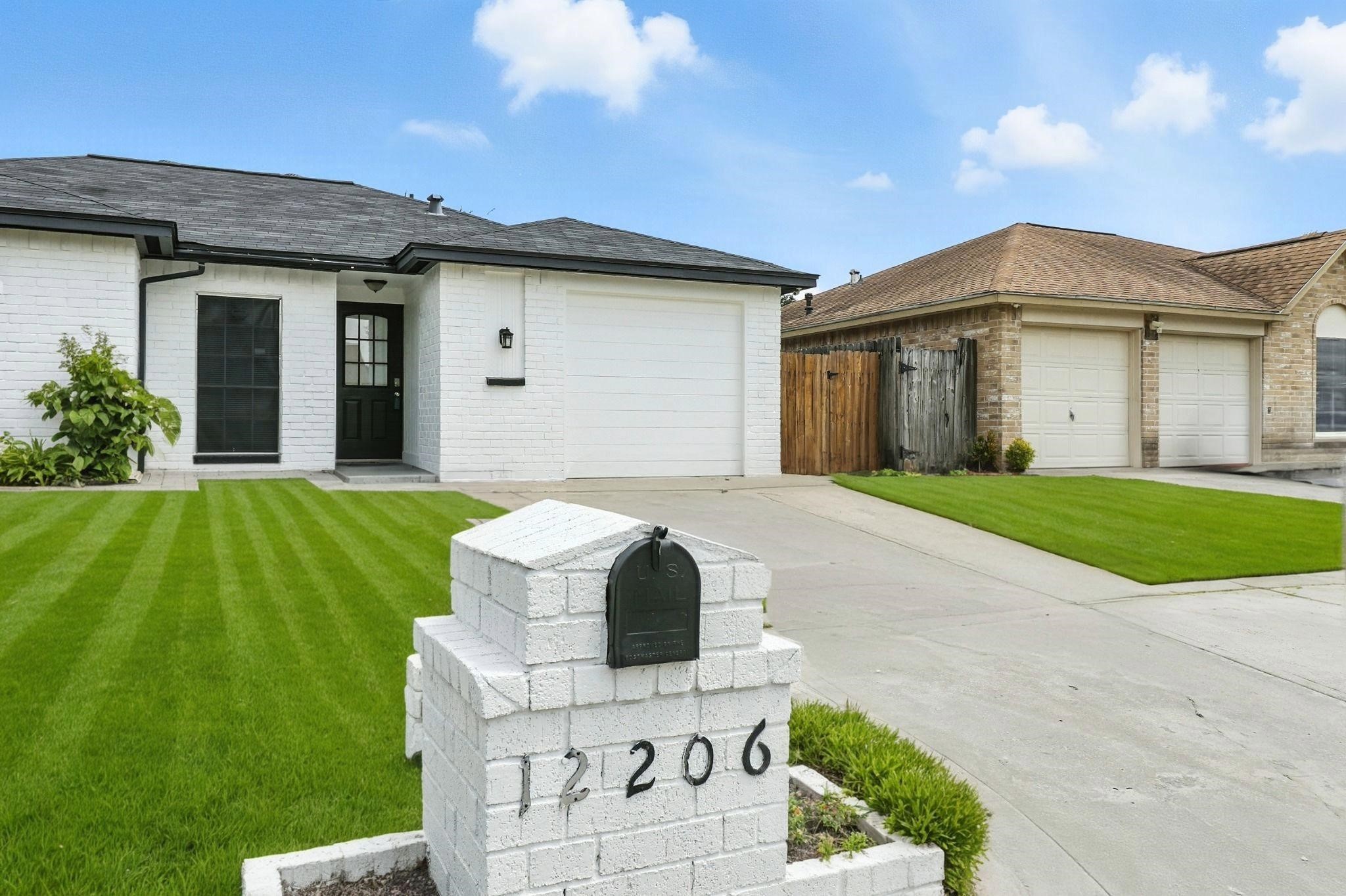 12206 Lennox Gardens Drive Houston TX 77066