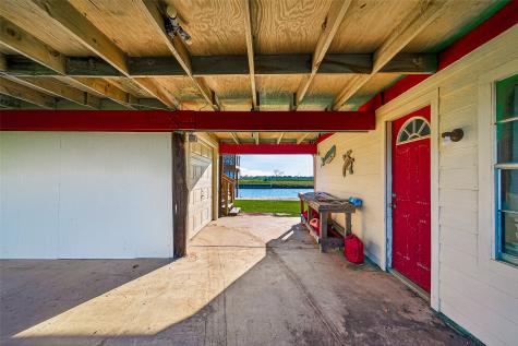 1870 Hall Road Sargent TX 77414