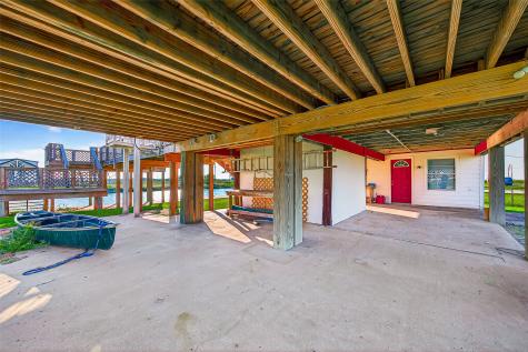 1870 Hall Road Sargent TX 77414