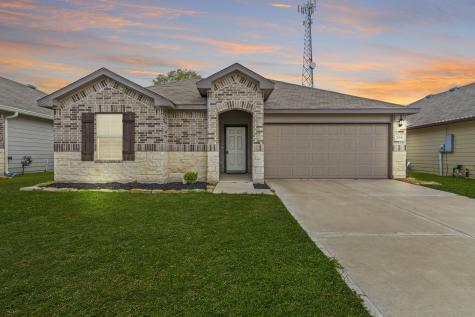 204 Comal Drive Huntsville TX 77340