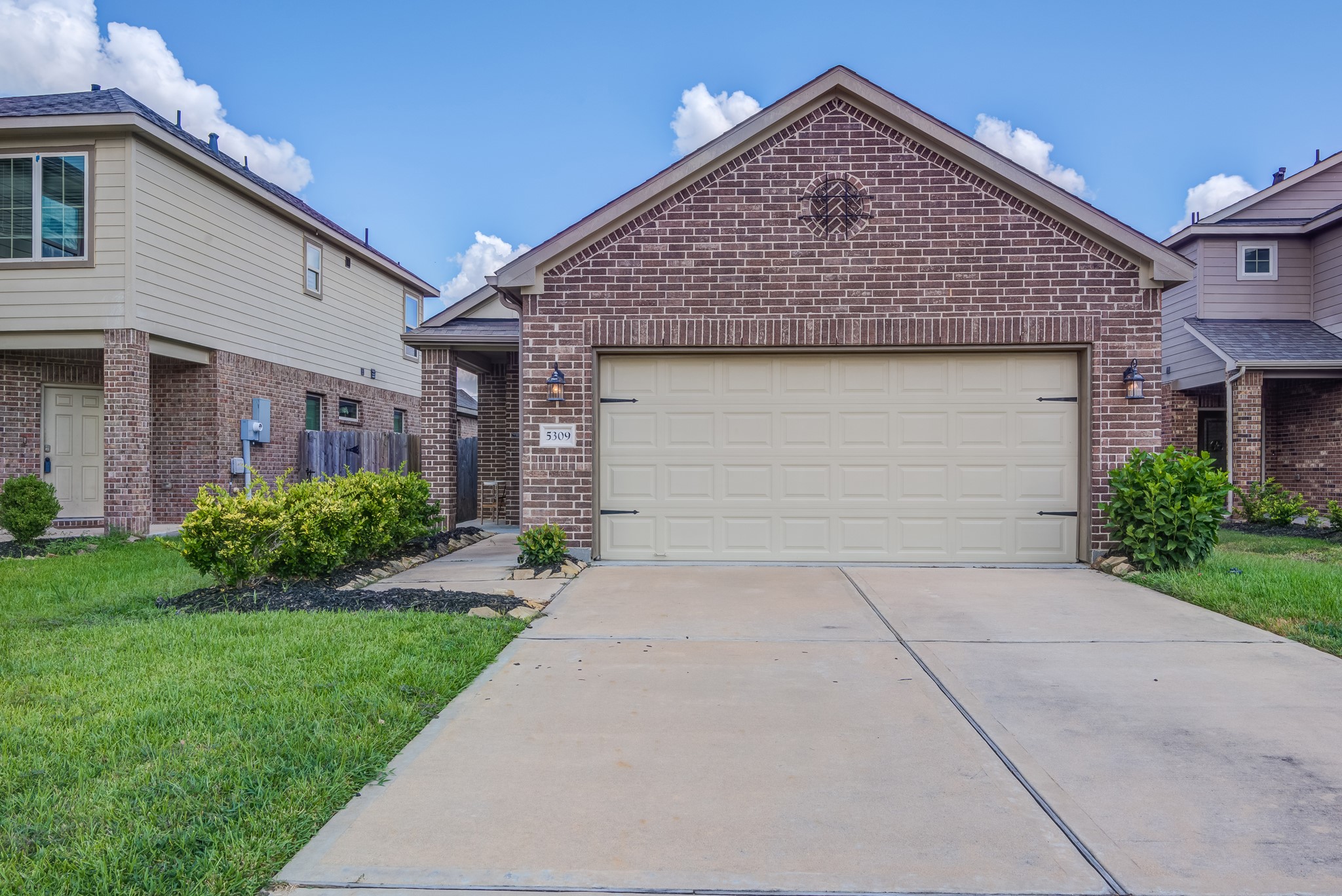 5309 Abbeville Court Dickinson TX 77539