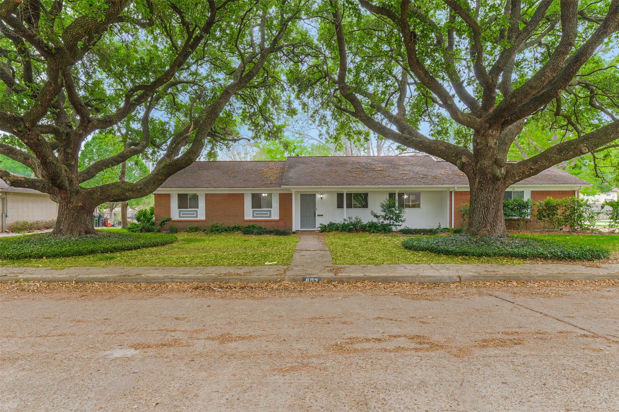 502 Kyle Street Sugar Land TX 77478