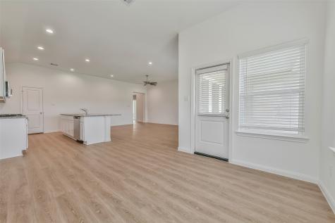 3015 King Oaks Street Baytown TX 77251
