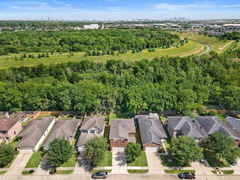 843 Staffordale Manor Lane Houston TX 77047
