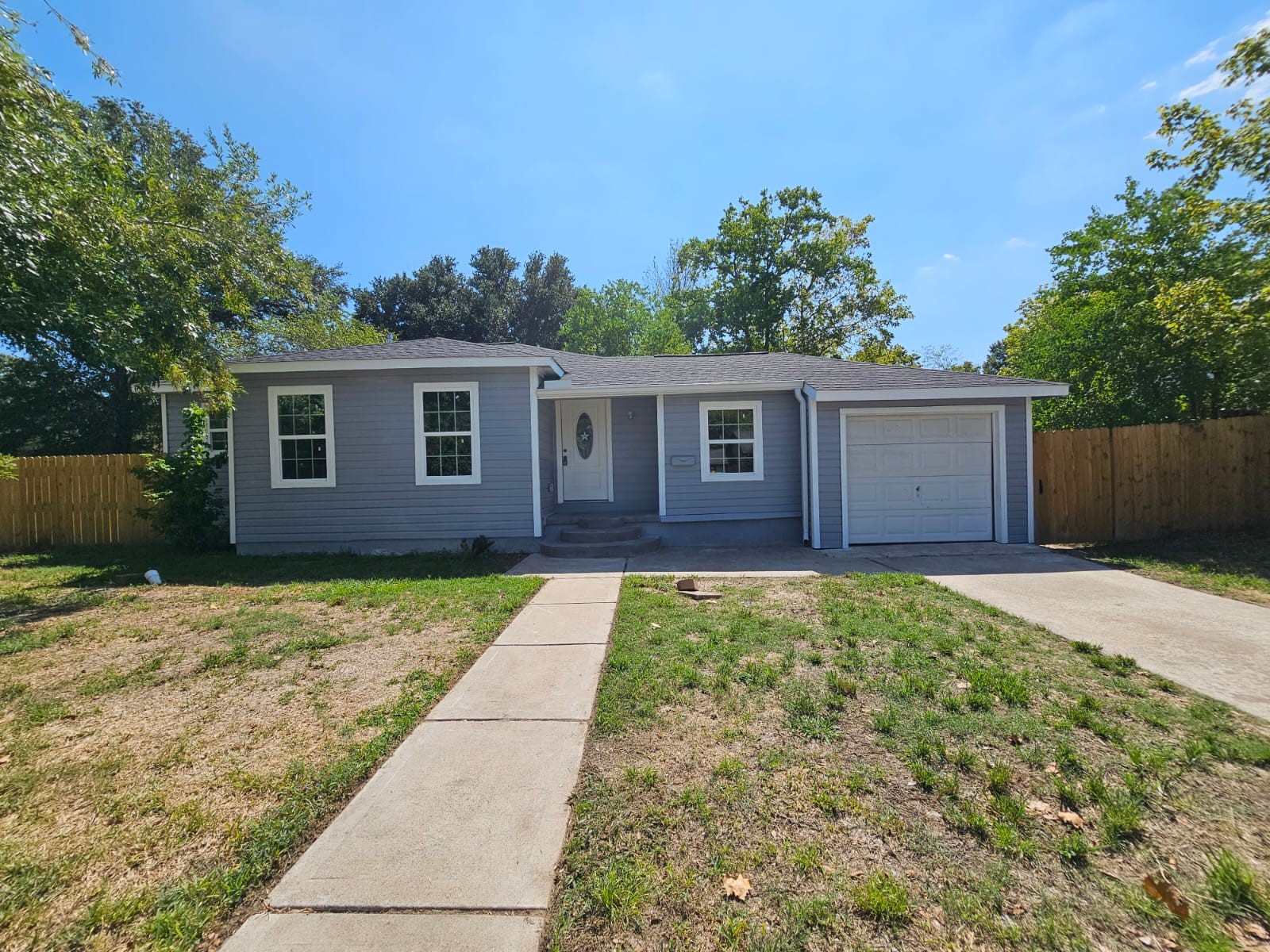 329 Briarwood Drive Baytown TX 77520