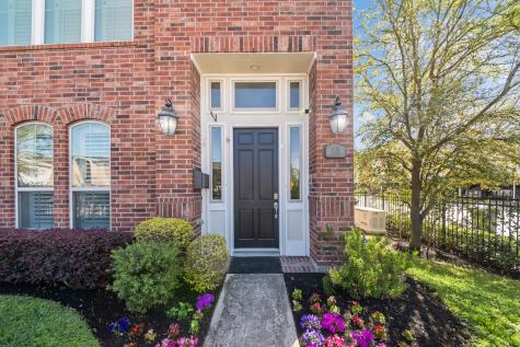 3915 Mcduffie Street Houston TX 77098