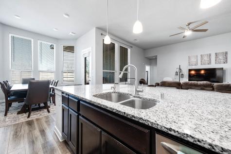 2111 Blackhawk Ridge Lane Manvel TX 77578