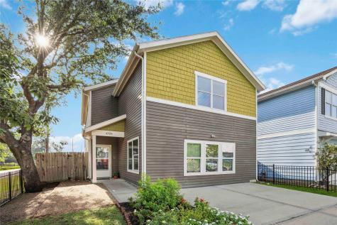 4326 Darter Street Houston TX 77009
