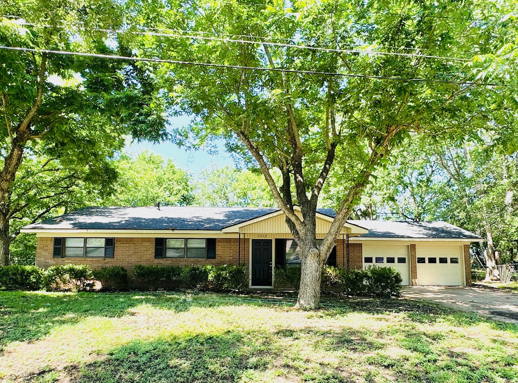 1312 Hooks Street Crockett TX 75835