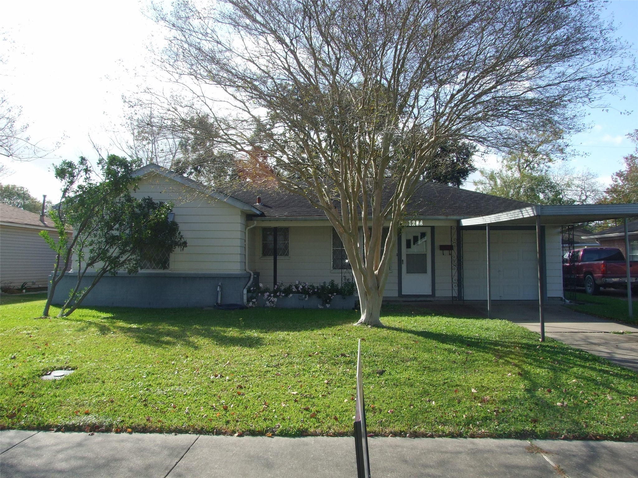 1204 Dogwood Drive Pasadena TX 77506