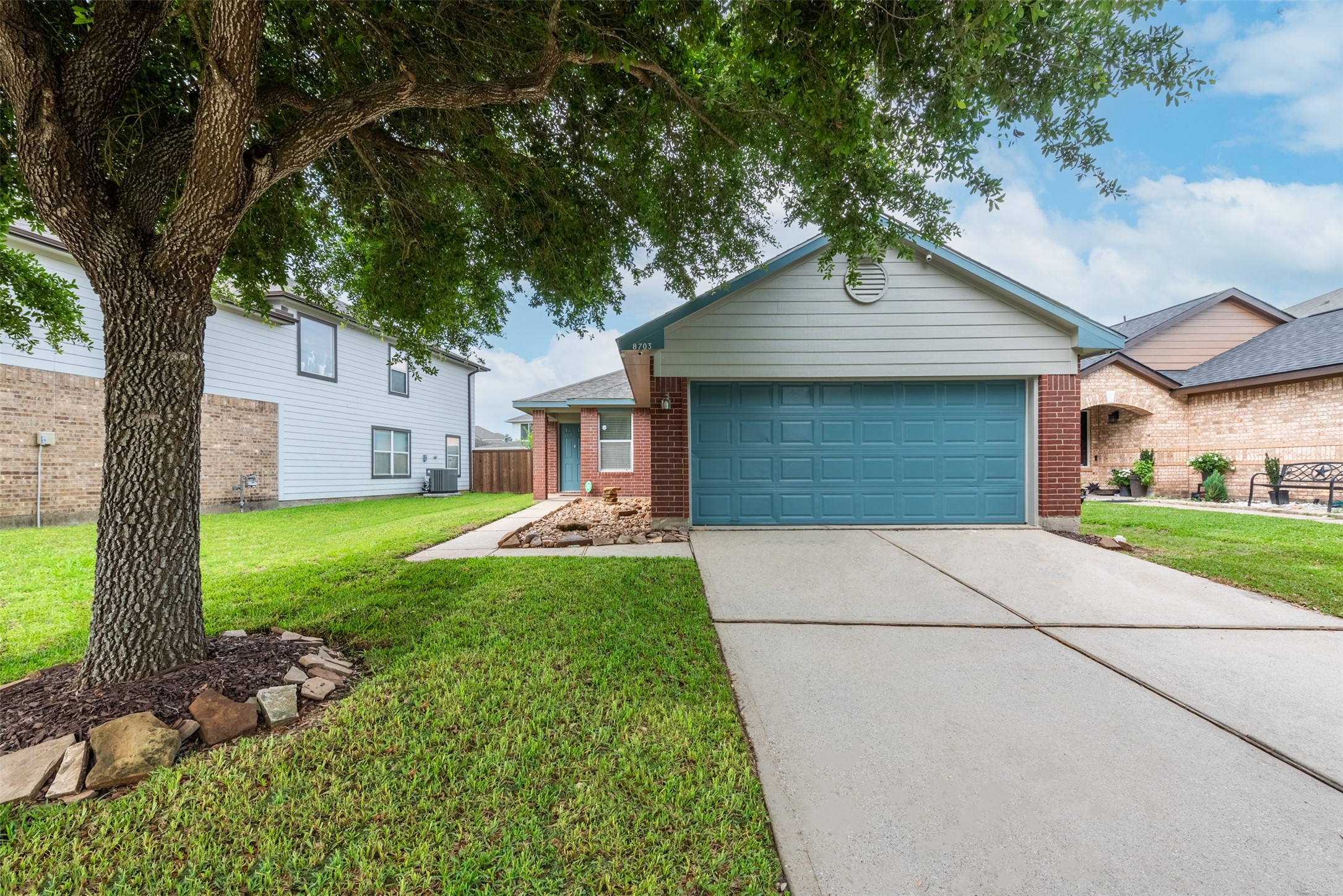 8703 Tartan Walk Lane Houston TX 77075