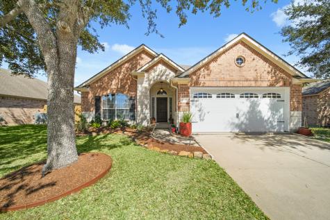 4605 Cedar Hill Drive Pearland TX 77584