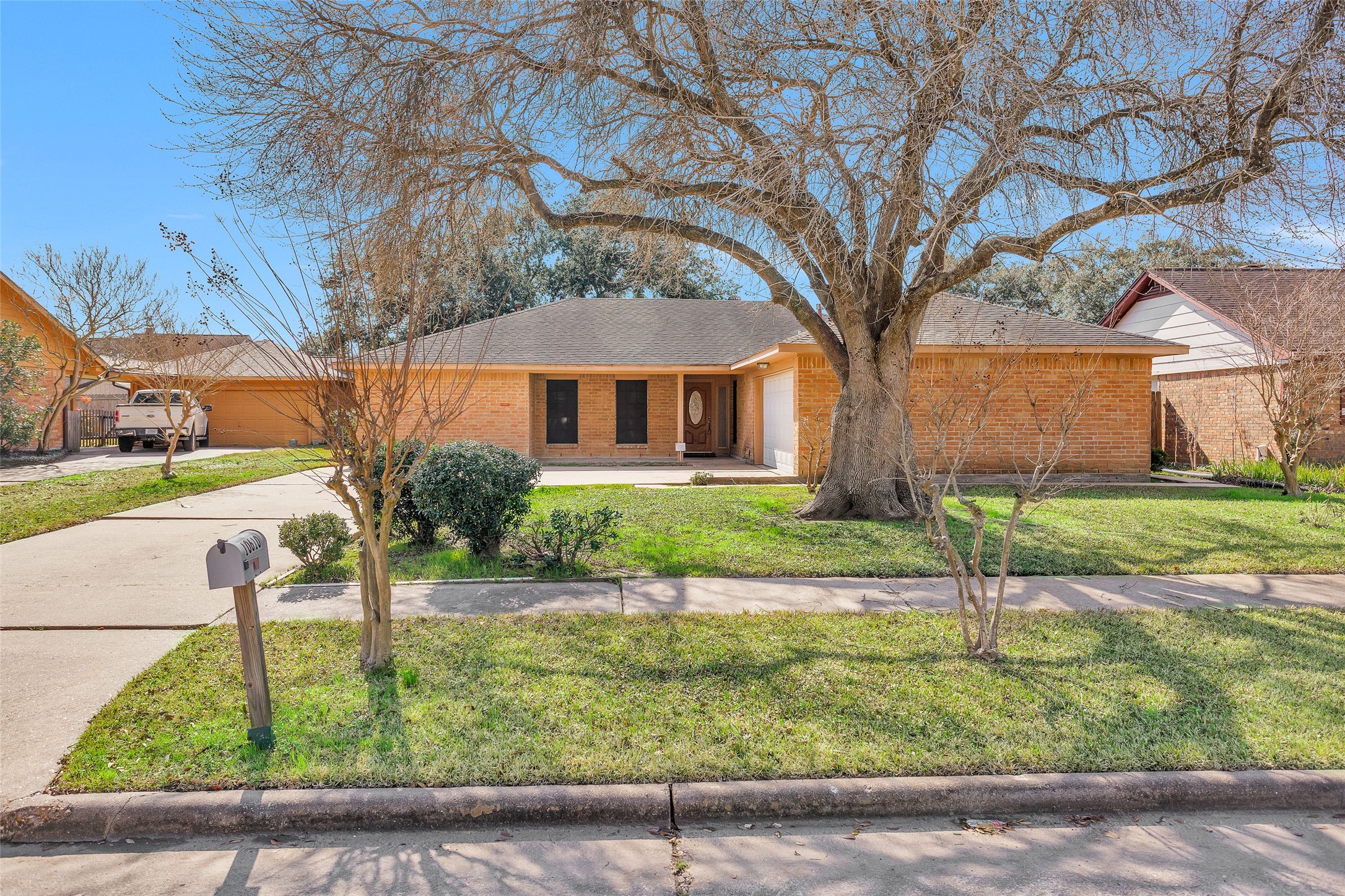 10610 Sagetrail Drive Houston TX 77089