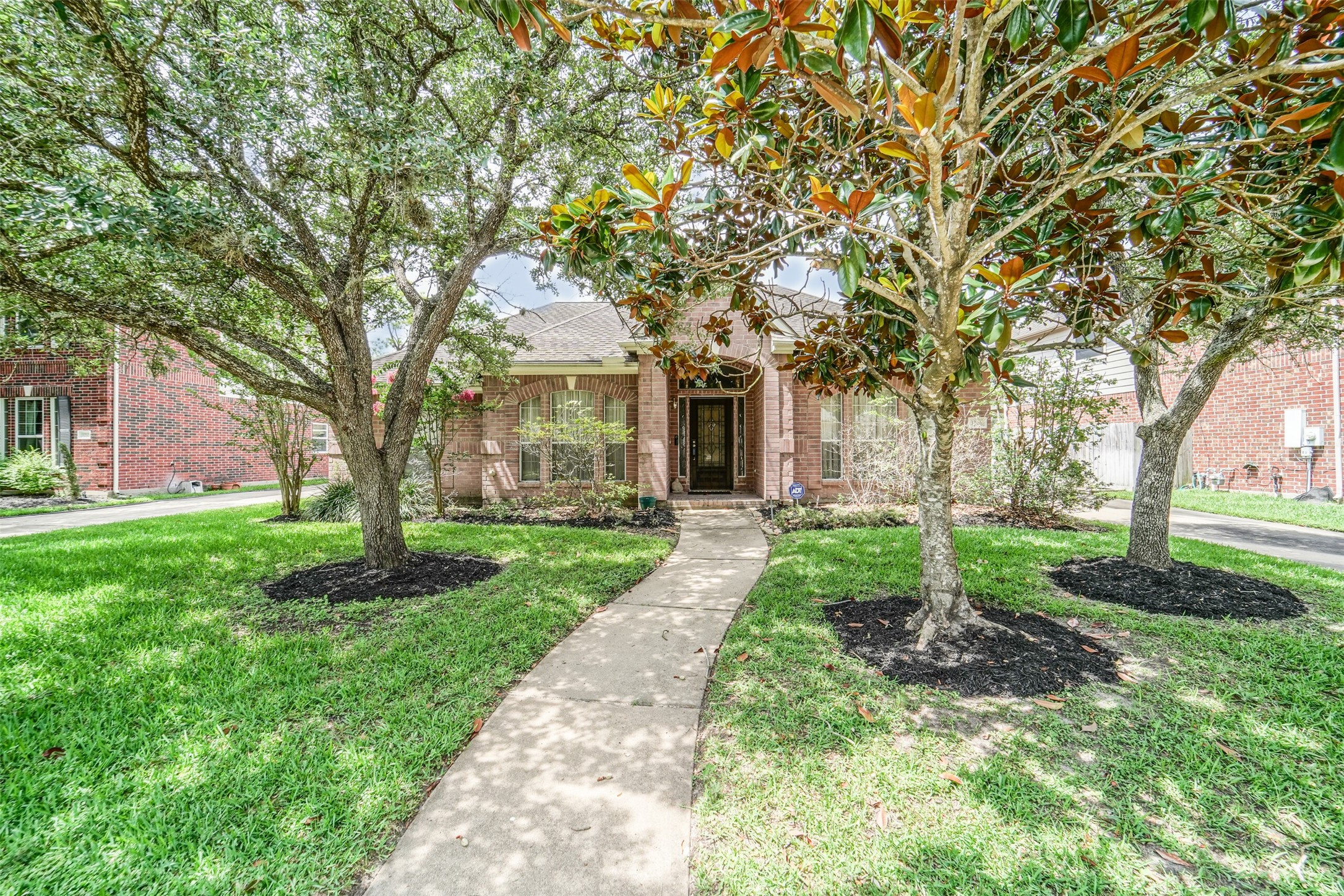 3206 Mossy Elm Court Houston TX 77059