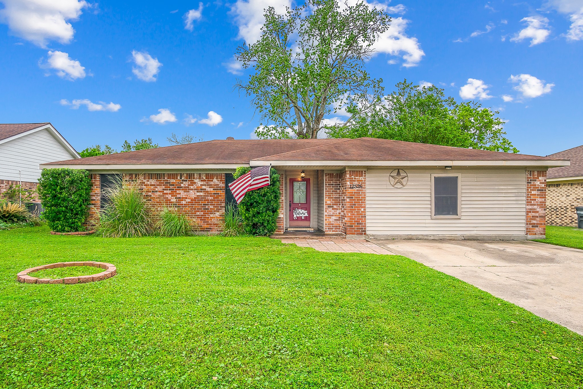 12526 C Bar Drive Santa Fe TX 77510