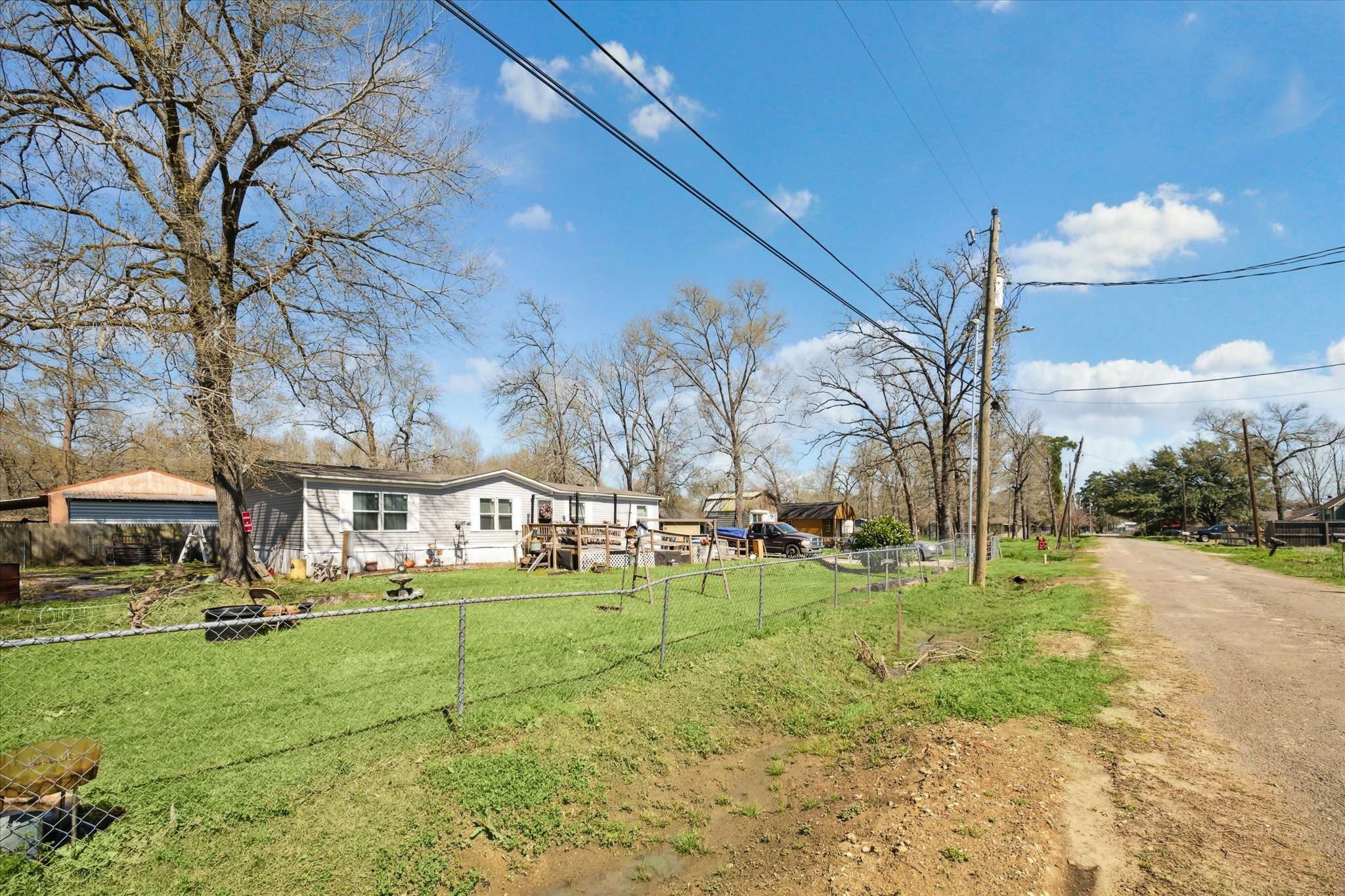 205 E Sherwood Drive Livingston TX 77351