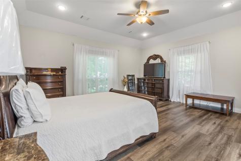 13336 Lake Breeze Lane Willis TX 77318